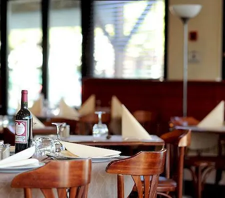 Ibis Purpan Aeroport Szálloda 3*