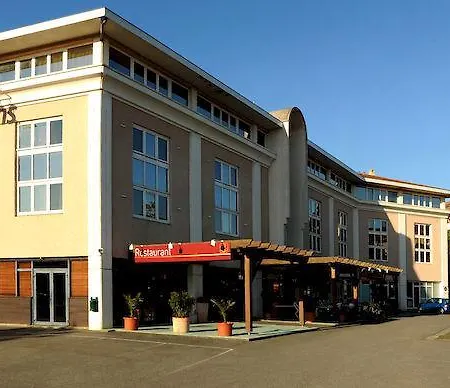 Ibis Purpan Aeroport Szálloda Toulouse